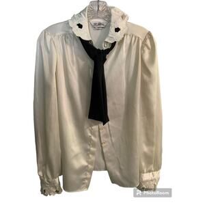 St. John Lace Beige Black Top Blouse Bow tie Neck Tie Sz 4 Vintage